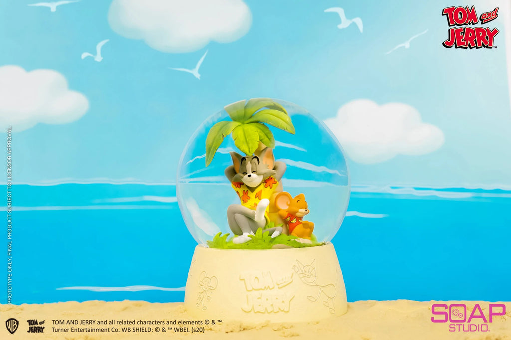 Beast Kingdom: Soap Studio - Tom and Jerry Tropical Oasis Snow Globe