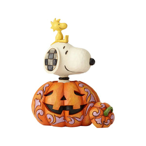 Enesco : Peanuts by Jim Shore - Snoopy Woodstock in Pumpkin - Sheldonet Toy Store